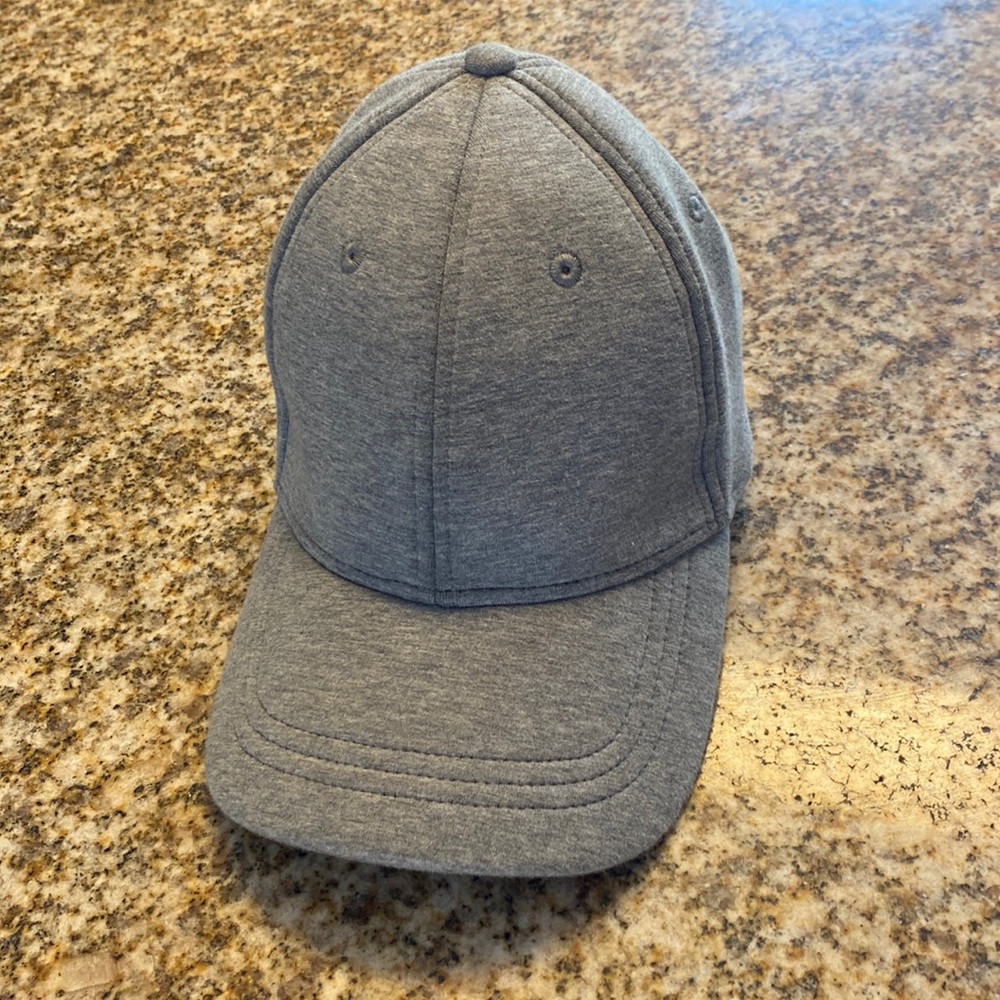 lululemon hat